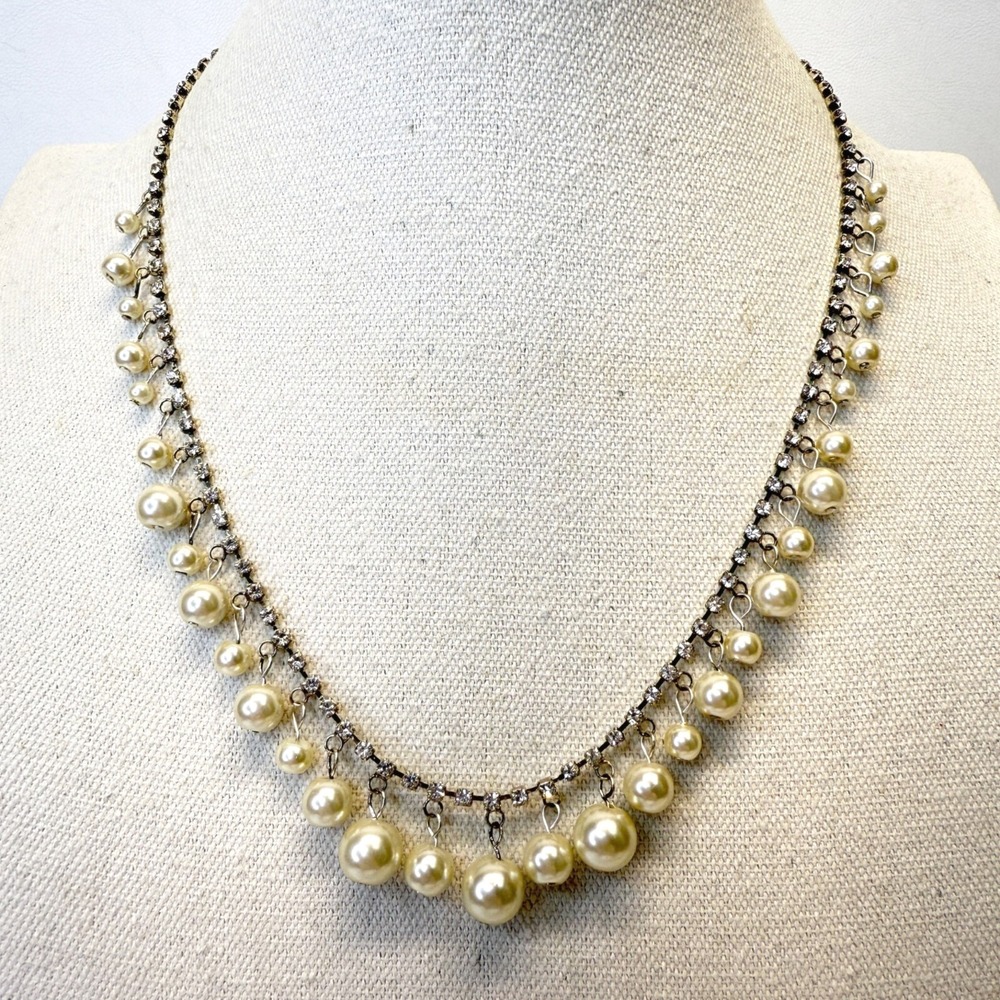 Rhinestone and Imitation Pearl‎ Necklace Graduated Dangle Classic Old Money